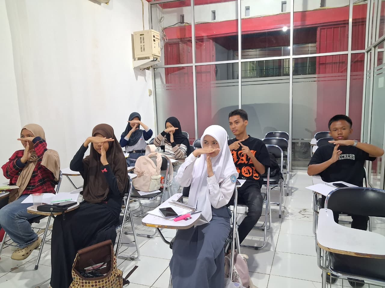 Ujian TKA Berlangsung di Sekolah, Siswa Semakin Antusias Belajar Bersama TIEC-ID!
